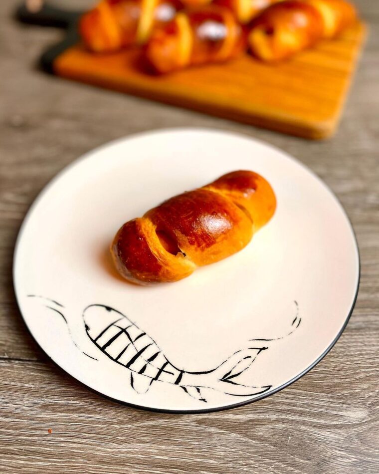 Sausage Bun (Tangzhong Method)