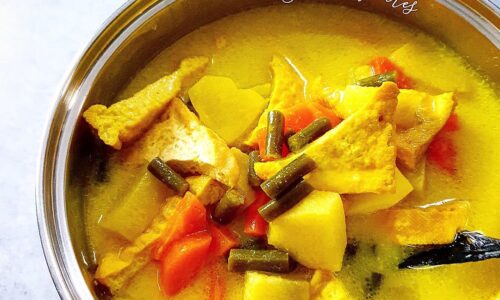 Sayur Lodeh (Vegetables Cooked In Coconut Milk)