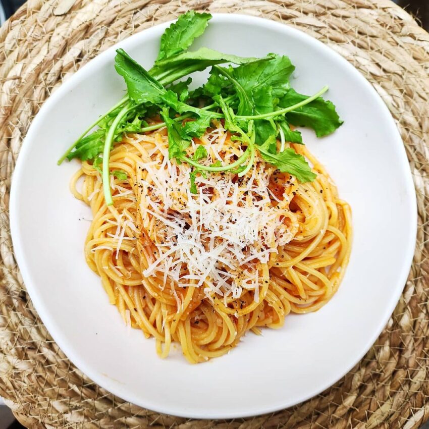 Spicy Roasted Red Pepper Pasta