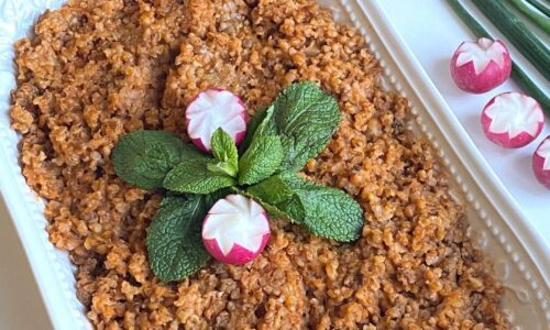 Tomato Bulgur Pilaf (Bourghol 3a Banadoura)