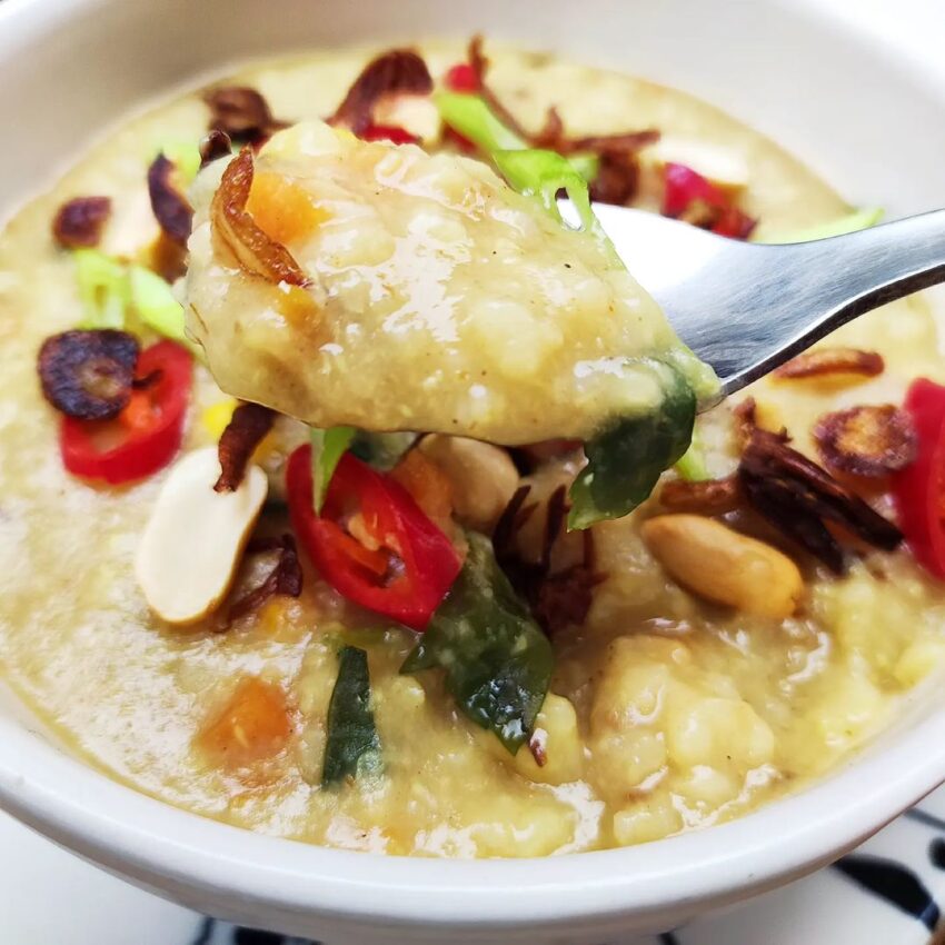 Vegan Bubur Lambuk (Vegan Savoury Rice Porridge)