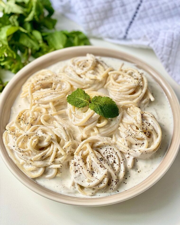 Yogurt Pasta (Macaroni B’laban)