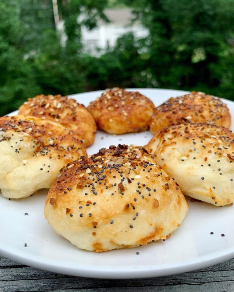 4 Ingredient Mini Everything Bagel Bites
