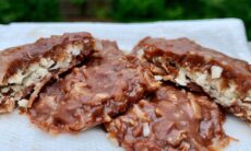 5 Ingredient Dark Chocolate Peppermint Patties