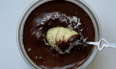 Avocado Overnight Oats With Chocolate Ganache
