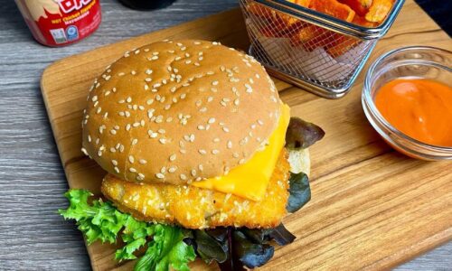 Bulduk Fish Burger - Main Dishes dari Lettuce