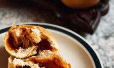 Chicken Tikka Buns (Stuffed)