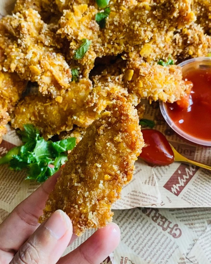 Doritos Crusted Chicken Tenders With Peri Peri Sauce