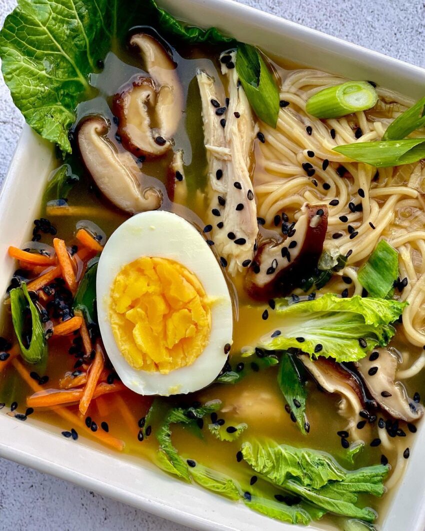 Ramen Noodle Soup In Just 20 Minutes