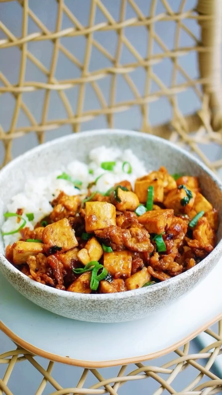 Stir Fry Tofu And Eggs