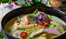 Thai Green Curry With Bamboo Shoot And Fried Tofu