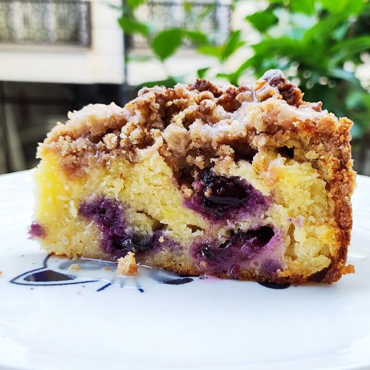 Blueberry Crumb Cake