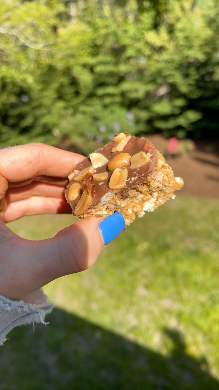 Healthy Peanut Butter Chocolate Protein Crunch Bars