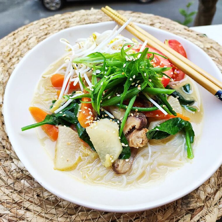 Kenchinjiru (Japanese Vegetable Soup)