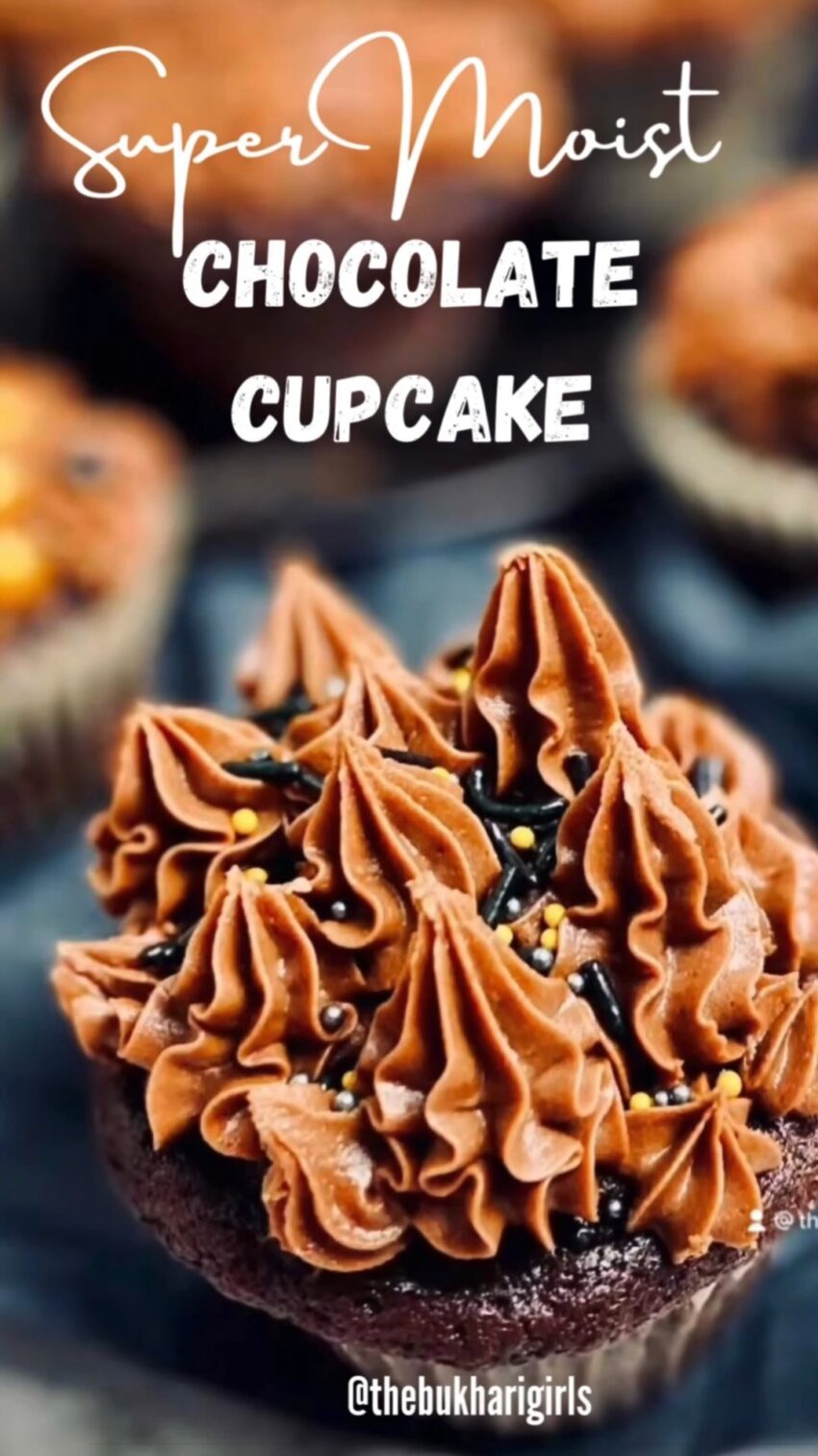 Super Moist Chocolate Cupcakes