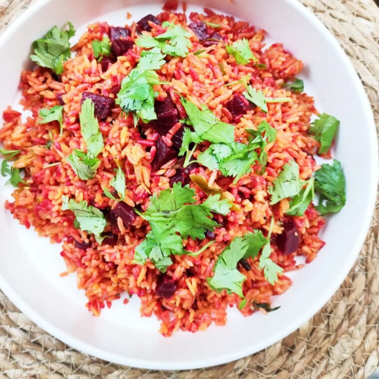 Beetroot Pulao (Beetroot Rice)