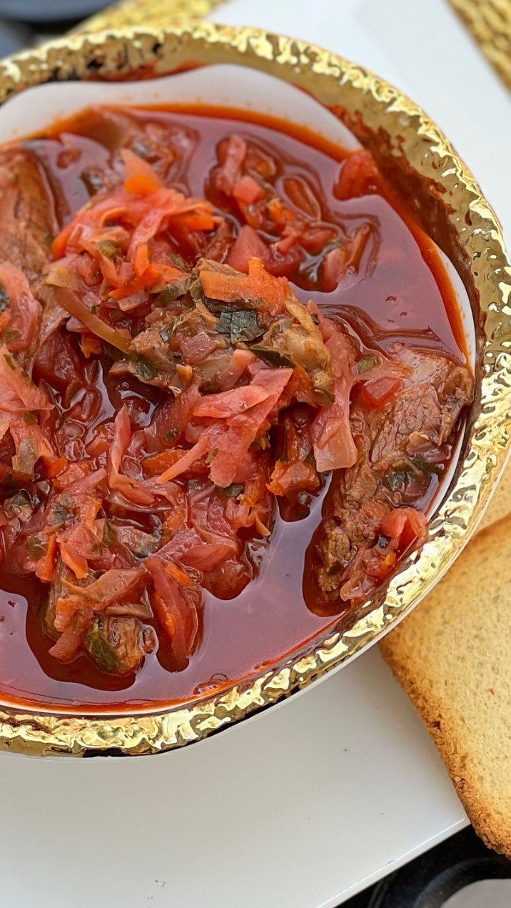 Borsht – Russian Cabbage Soup