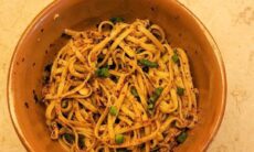 10 Min Chilli Oil Noodles
