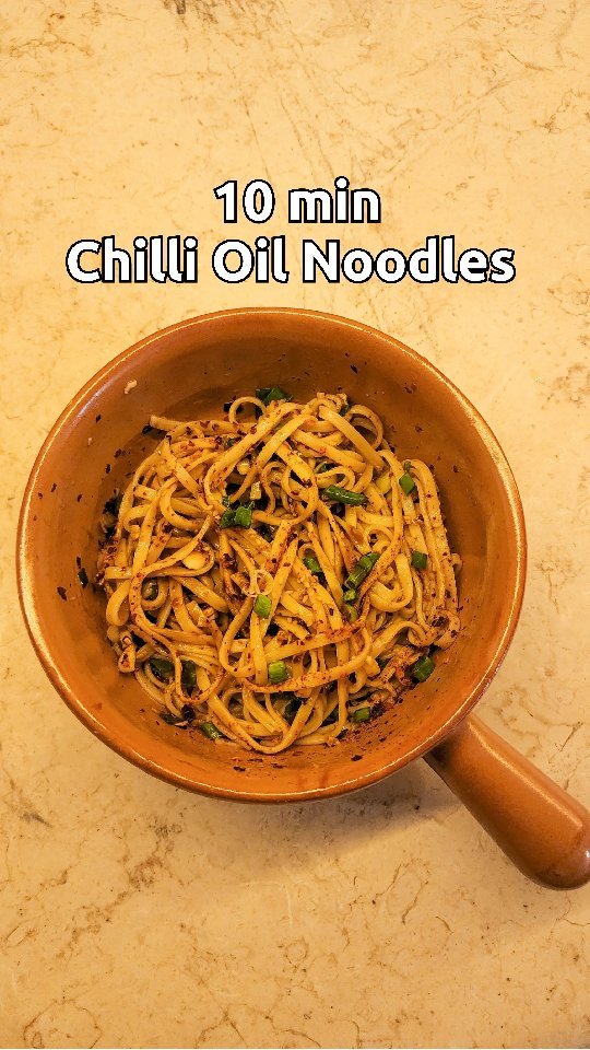 10 Min Chilli Oil Noodles