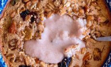 Blueberry Cheesecake Baked Oats