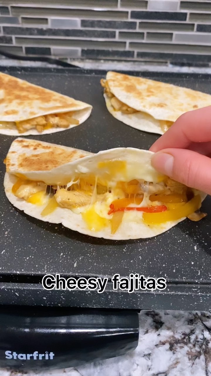 Cheesy Fajitas