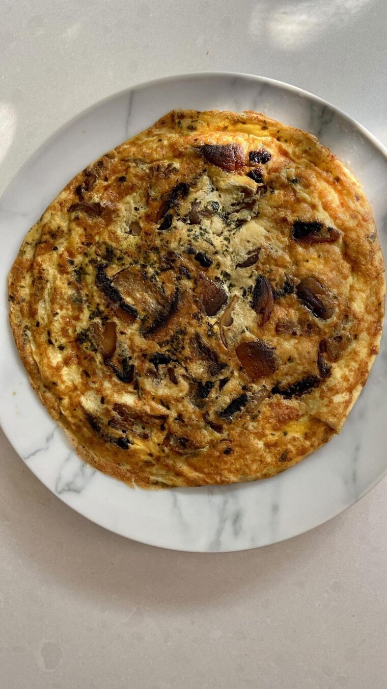 Cheesy Mushroom Omelette