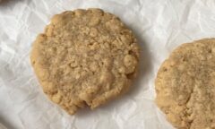 Eggless Peanut Butter Cookies
