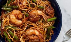 Quick And Easy Spicy Prawn Noodles