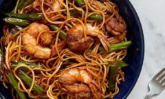 Quick And Easy Spicy Prawn Noodles