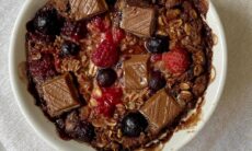 Choc Berry Baked Porridge