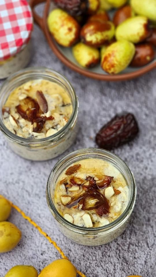 Easy Date Overnight Oats