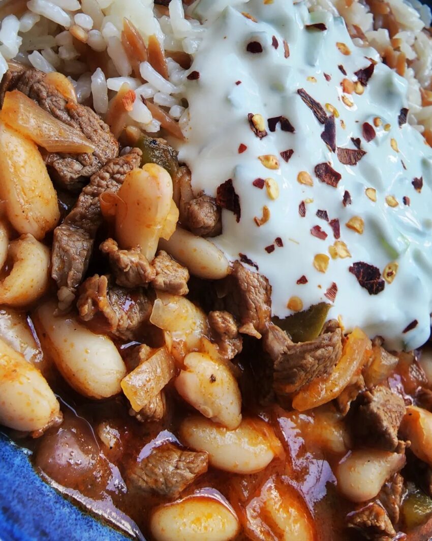 Kuru Fasulye With Cacik And Rice
