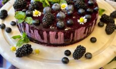 No Bake Blueberry Cheesecake With Oreo Crust