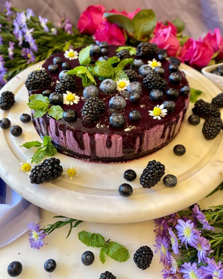 No Bake Blueberry Cheesecake With Oreo Crust