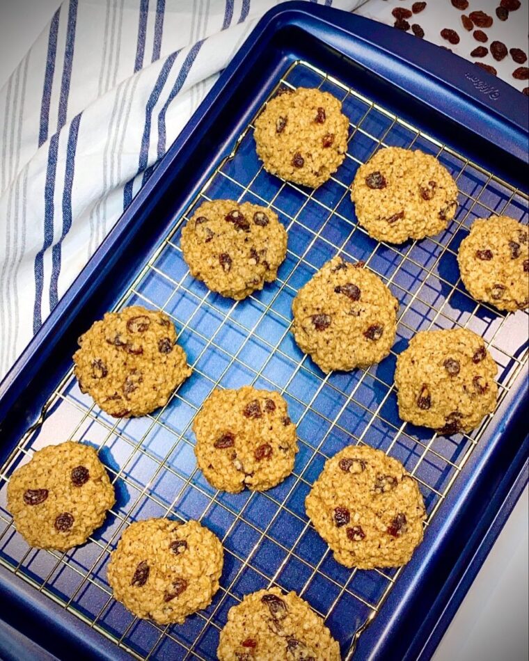 Oatmeal Raisin Cookies