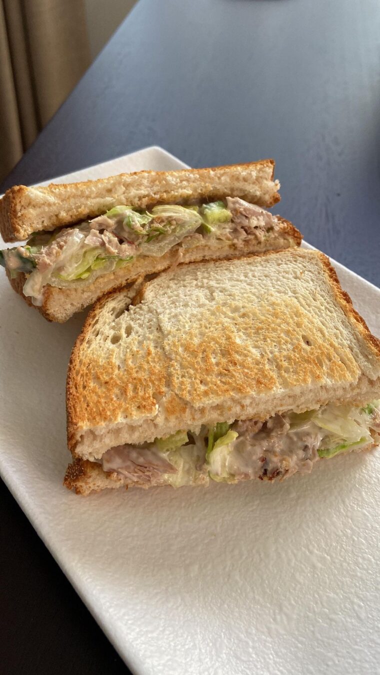 Spicy Tuna Sandwich