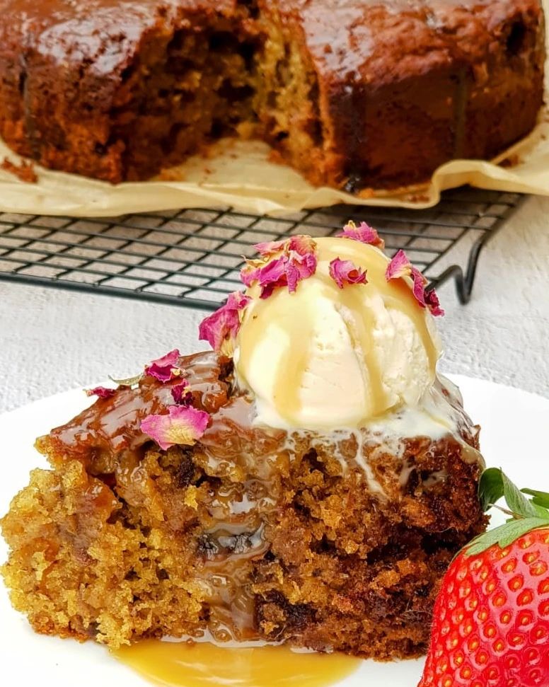 Sticky Date Pudding