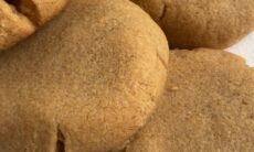 4 Ingredient Peanut Butter Cookies