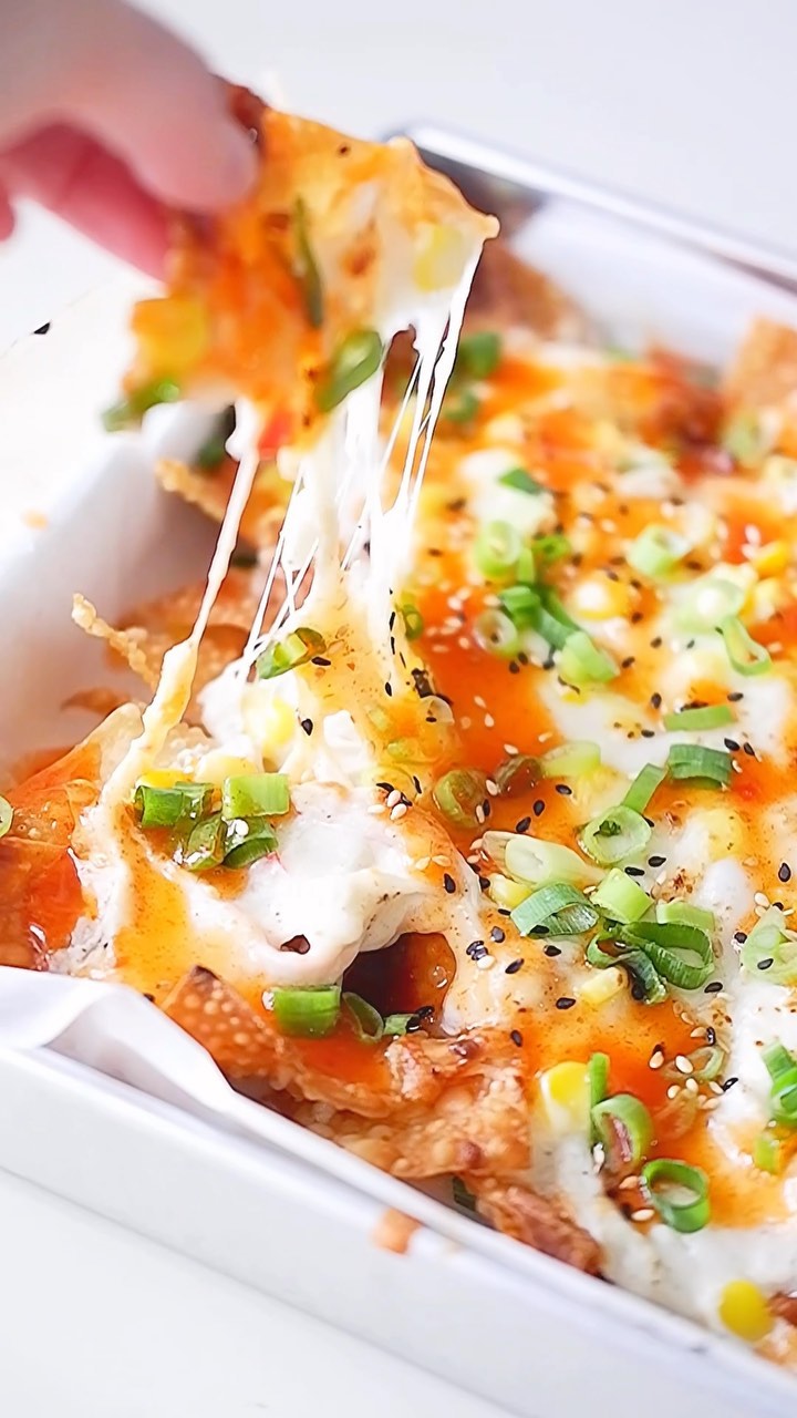 Crab Rangoon Nachos