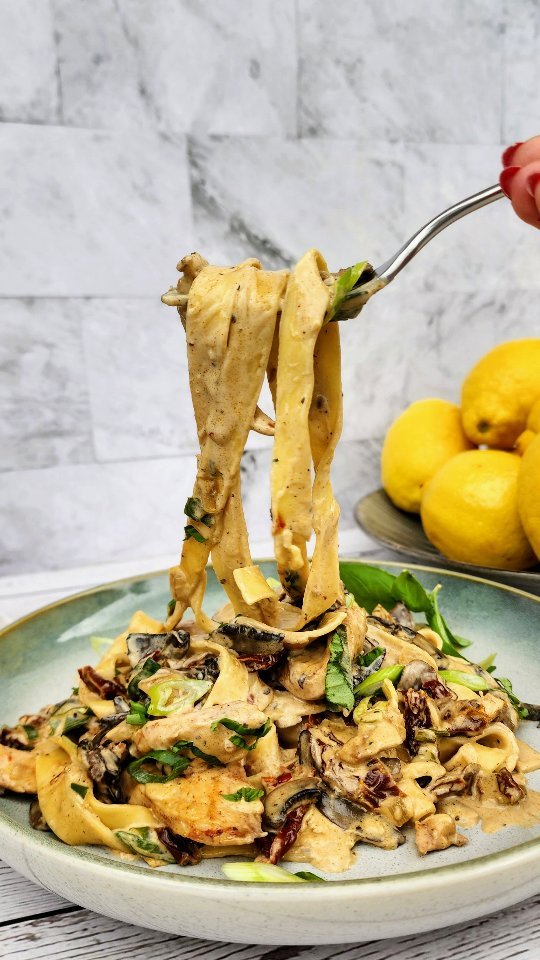 Creamy Chicken Mushroom Fettuccini