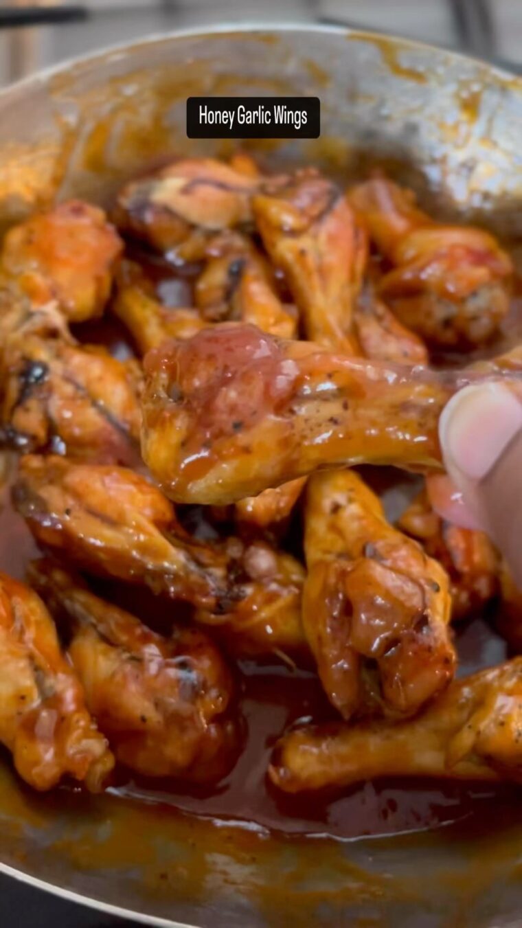 Honey Garlic Wings (Oven Baked)