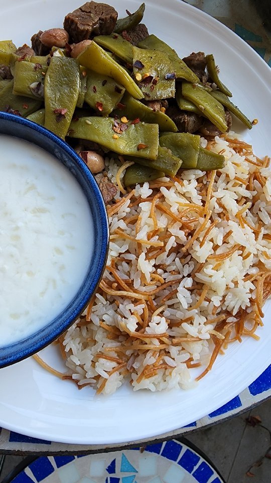 Lubye Bi Lahmeh (Flatbeans With Meat)