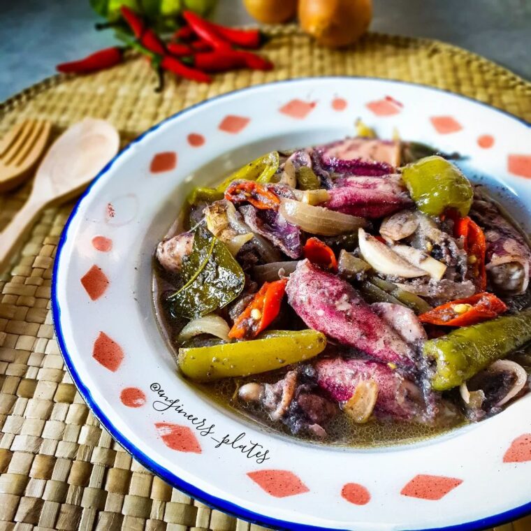 Oseng Cumi / Stir-fried Whole Squid