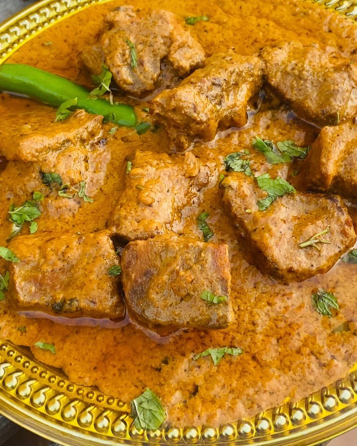 Pakistani Zafarni Korma