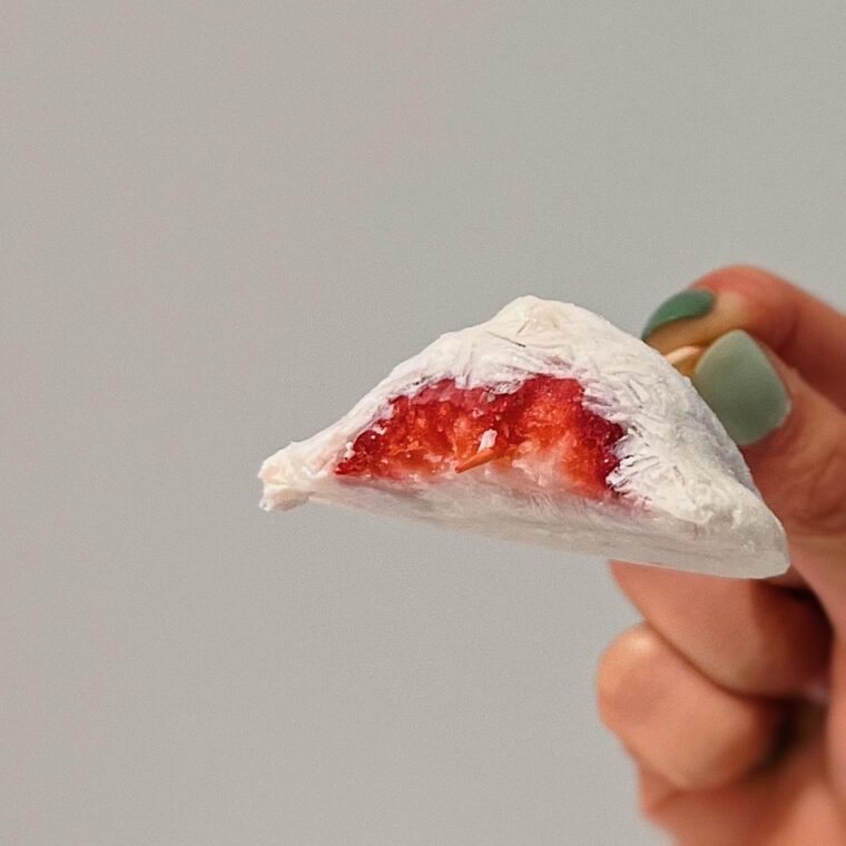 Strawberry Yogurt Bites