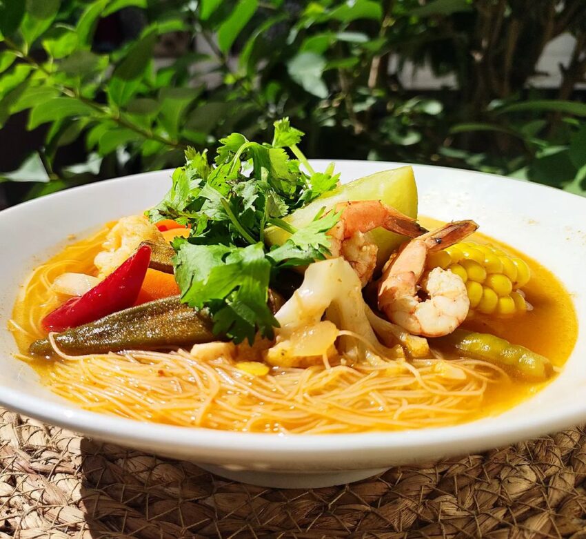 Tom Yum Goong (Tom Yum With Shrimp)