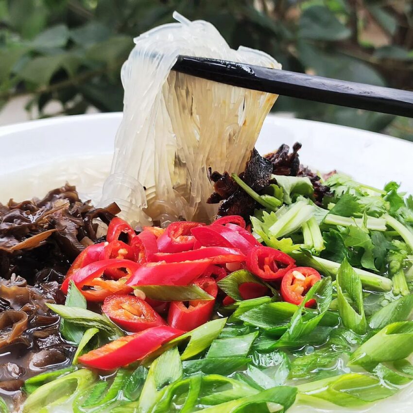 Vegan Miên Ga (Vegan Vietnamese Glass Noodle Soup)
