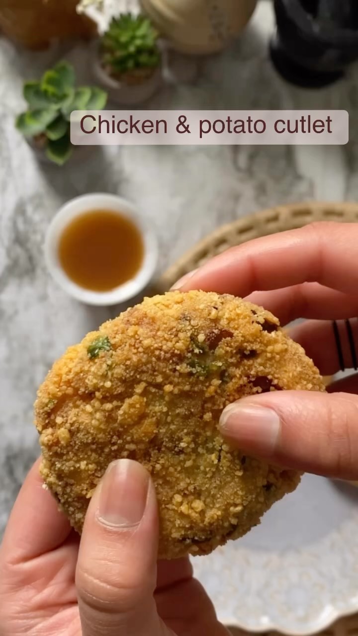 Crispy Chicken &Amp; Potato Cutlet