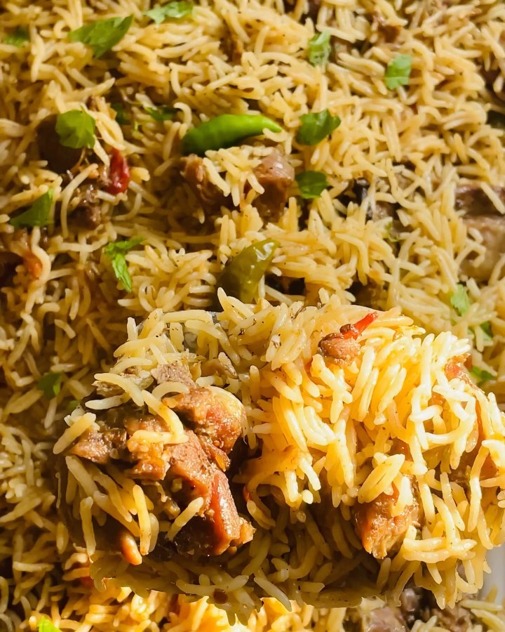 Mutton Yakhni Pulao Authentic Pakistani Style
