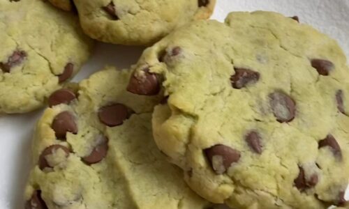 Avocado Choc Chip Cookies